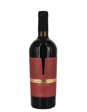 Laden Sie das Bild in den Galerie-Viewer, Der Weinkeller Hohenbrunn präsentiert eine Weinflasche der Cantine Conselve mit einem Etikett von vorne mit Merlot-Raboso ARTENOS IGT.