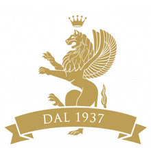Laden Sie das Bild in den Galerie-Viewer, Der Weinkeller Hohenbrunn präsentiert das Logo der Vecchia Cantina di Montepulciano.
