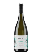 Laden Sie das Bild in den Galerie-Viewer, Der Weinkeller Hohenbrunn präsentiert eine Weinflasche der Cantina Musita aus Sizilien mit Cataratto & Pinot Grigio Farah I.G.P. Sicilia von vorne