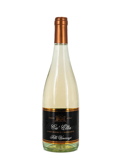 Weinkeller Hohenbrunn: Bild einer Seccoflasche von vorne mit Etikett vom Weingut F.Ile Vincenzi mit Cá Elta Vino Frizzante